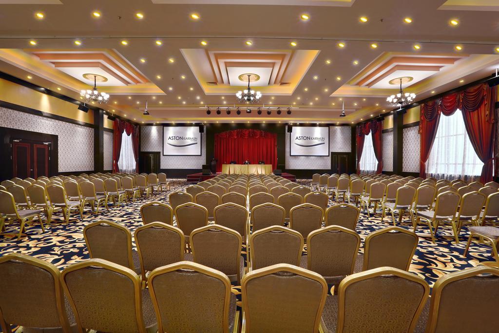 Aston Karimun City Hotel Tanjung Balai Karimun Exterior photo